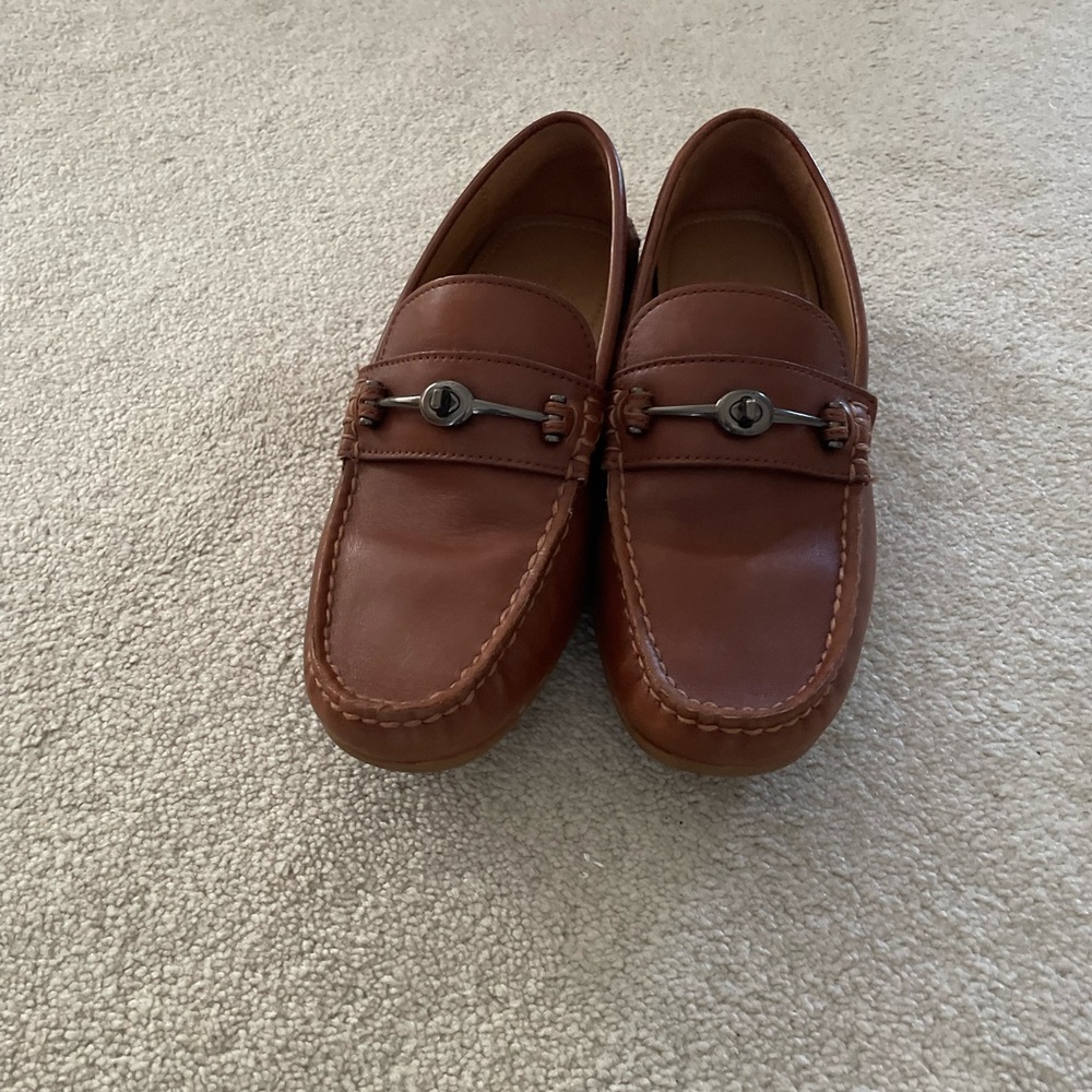 Coach men's loafers on great condition sz 7